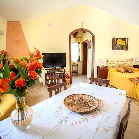 Ottavio - Shardanapartments * إيغليزياس